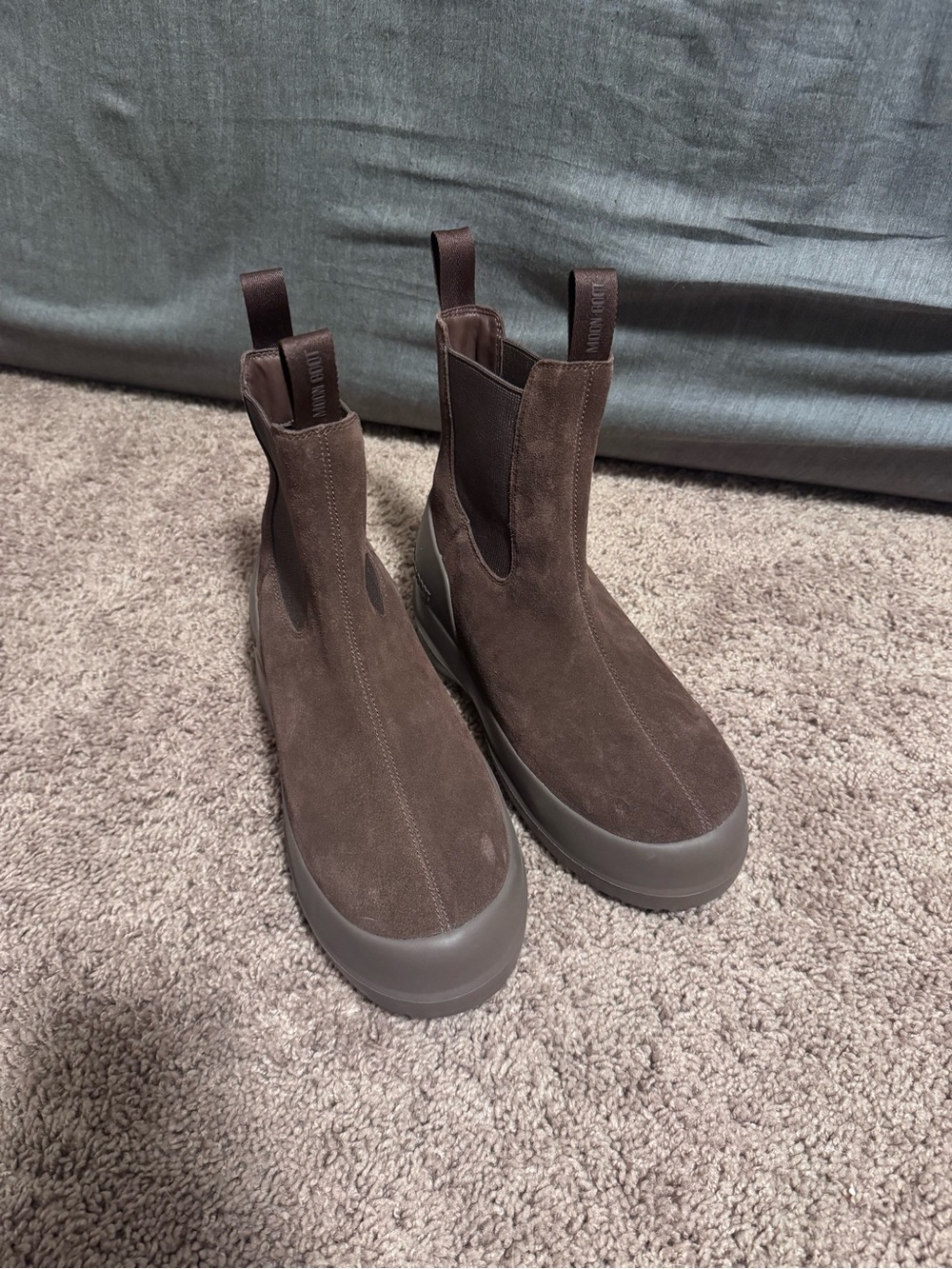Moon Boot Brown Suede Chelsea Platform Booties - Picture 3 of 4